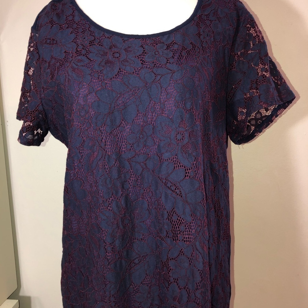 TRULY POPPY  Navy Plum Lace Overlay Front Short Sleeve Blouse Sz L